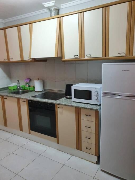 Spanish Style Apartment Near The Beach Torrevieja Eksteriør billede